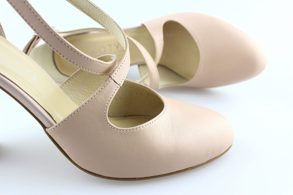 Kotyl 5907 beż lico