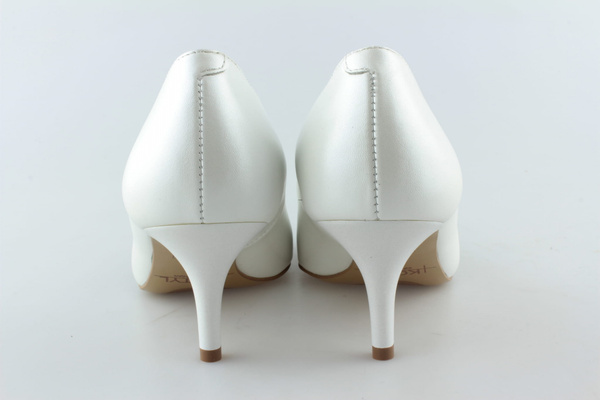 Kotyl 557 biała ecru perła