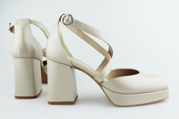 Kotyl 1109 perła lico