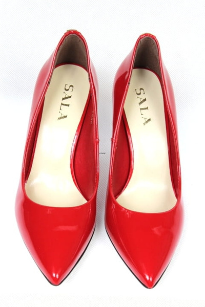 Sala 1535 88 czerwony lakier