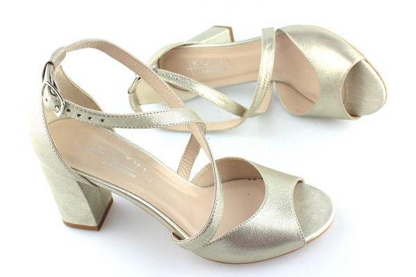 Kotyl 4317 złoto ef