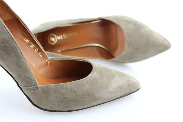 Neścior 92 Y Umbre zamsz