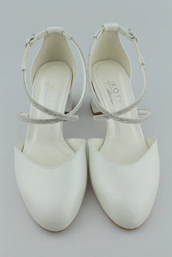 Kotyl 677 biały perła