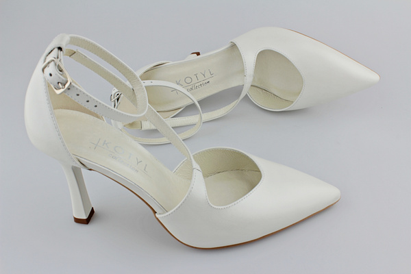 Kotyl 8503 biała perła + wymienny ozdobny pasek