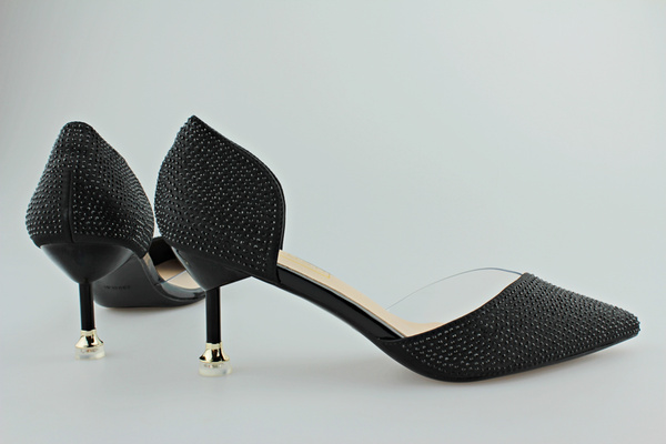 Błyszczące szpilki z koralikami m.215 czarny