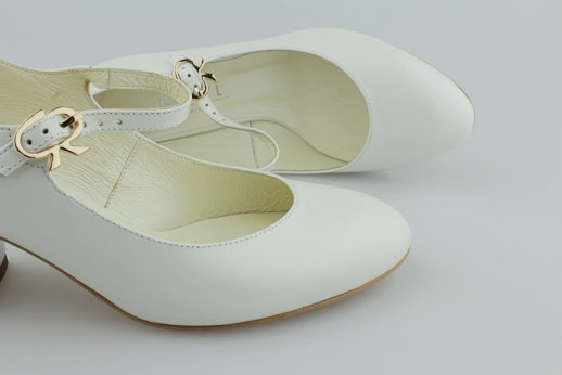 Kotyl 681 biała perła