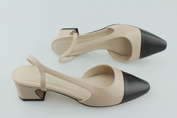 Kotyl 1709 beżowy czarny 