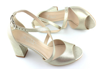 Kotyl 4317 złoto ef 