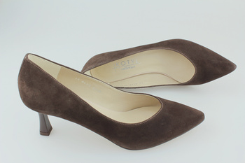 Kotyl 5423 brązowy zamsz